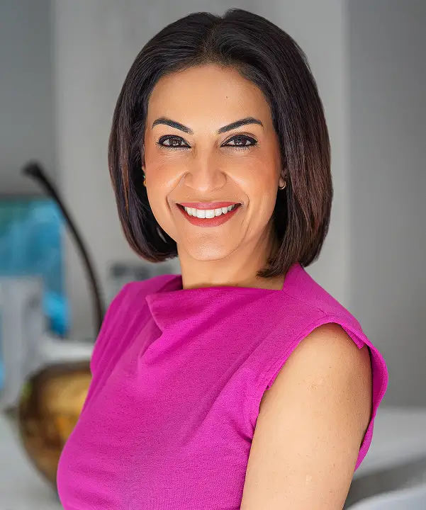 Dr Kavita Deepak-Knights